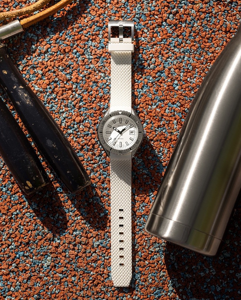Doxa SUB 200 Whitepearl