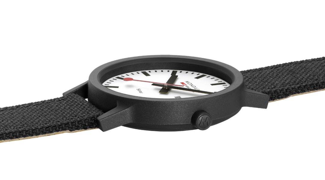 MONDAINE Essence Solar