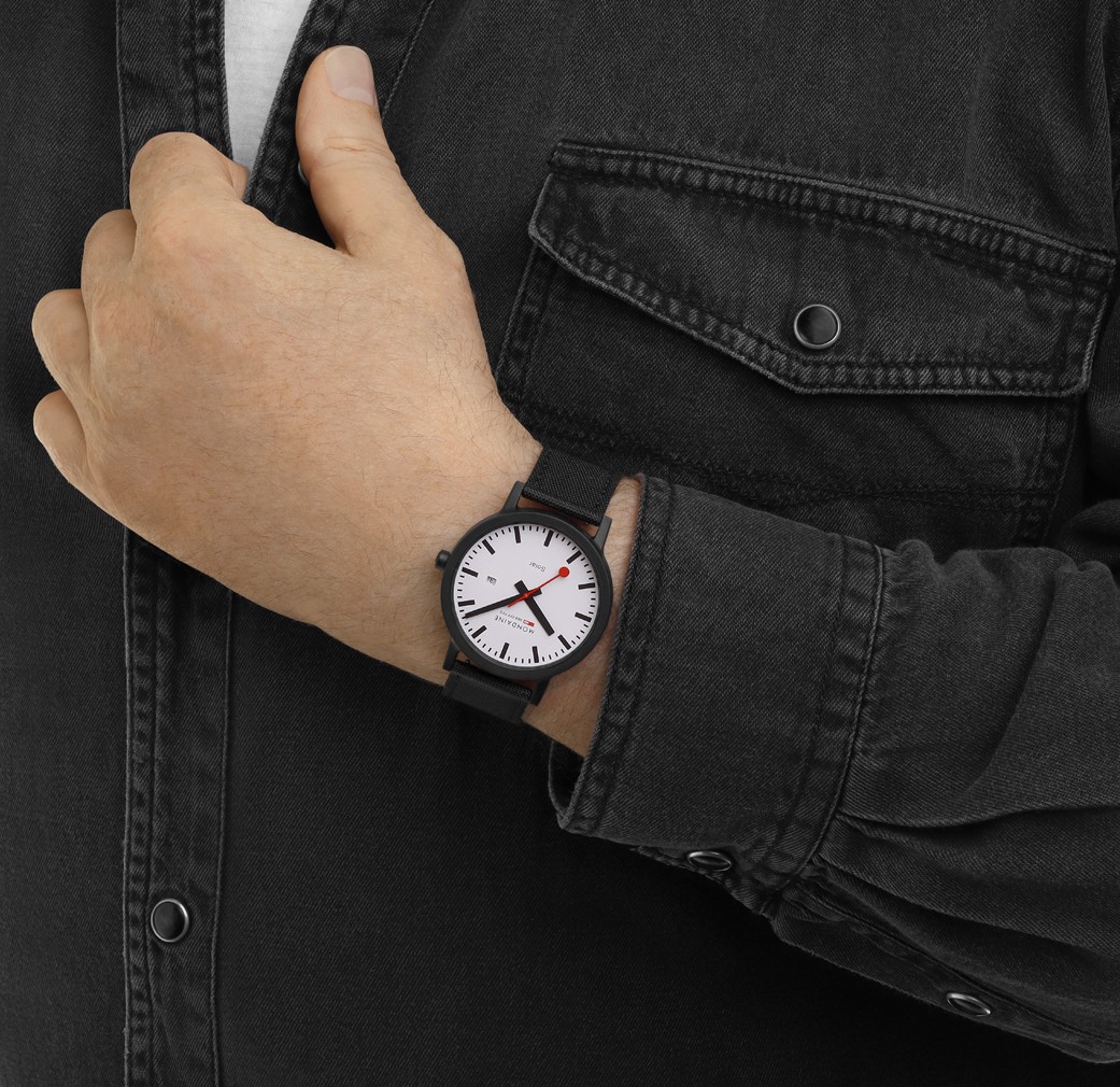 MONDAINE Essence Solar