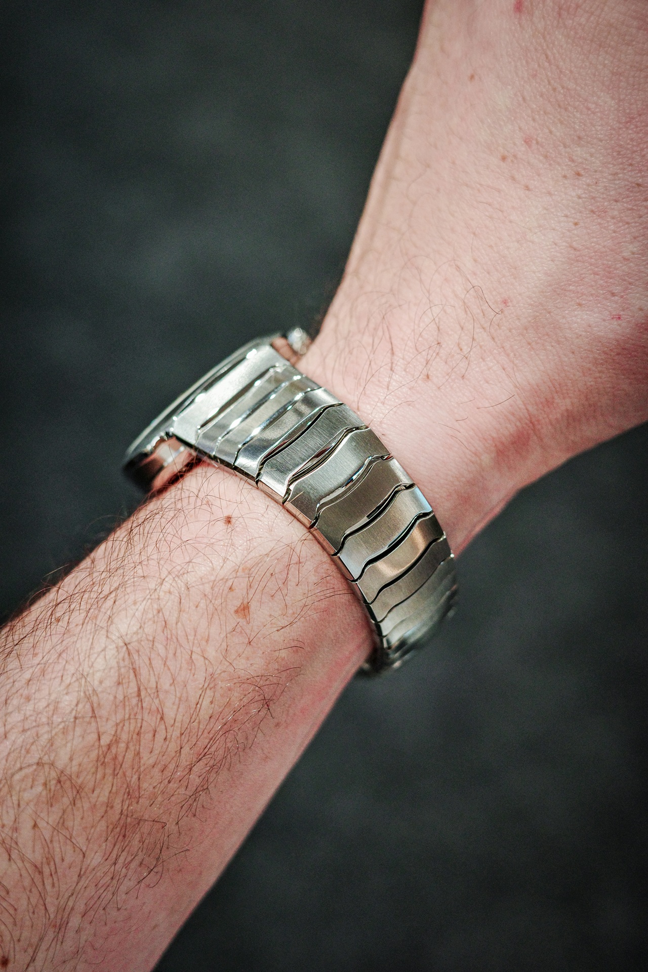 H. Moser & Cie Streamliner Small Seconds Blue Enamel