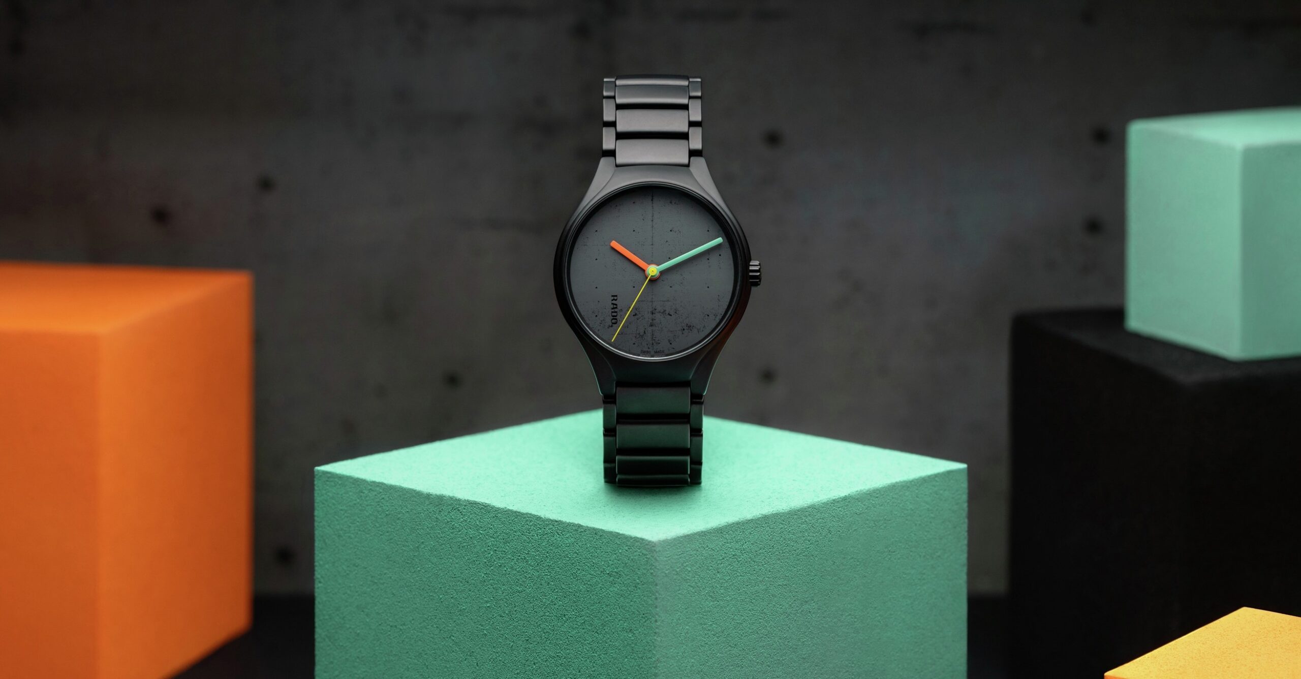 Rado True Thinline Les Couleurs™ Special Edition